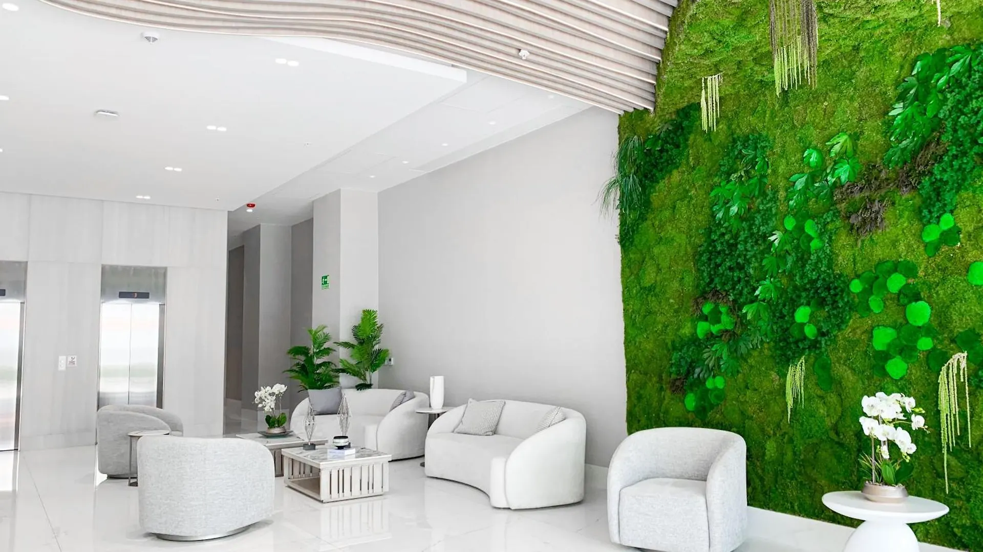 Suites De Lujo Cerca Del World Trade Center, Parking Gratis, Gym, Piscina Гуаякиль Апартаменты