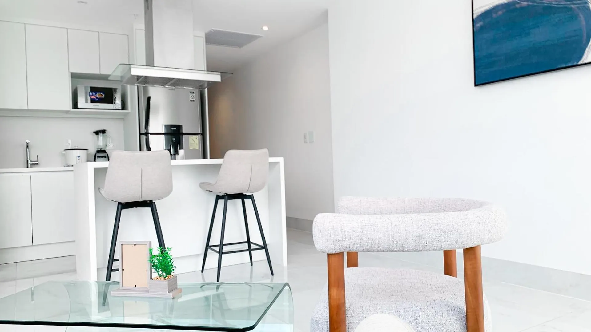 Suites De Lujo Cerca Del World Trade Center, Parking Gratis, Gym, Piscina Гуаякиль