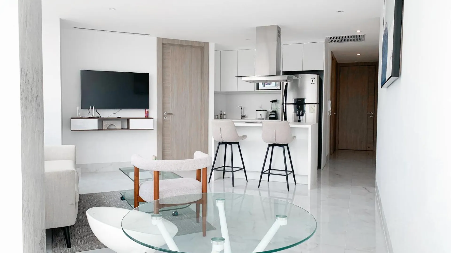 Suites De Lujo Cerca Del World Trade Center, Parking Gratis, Gym, Piscina Гуаякиль Эквадор