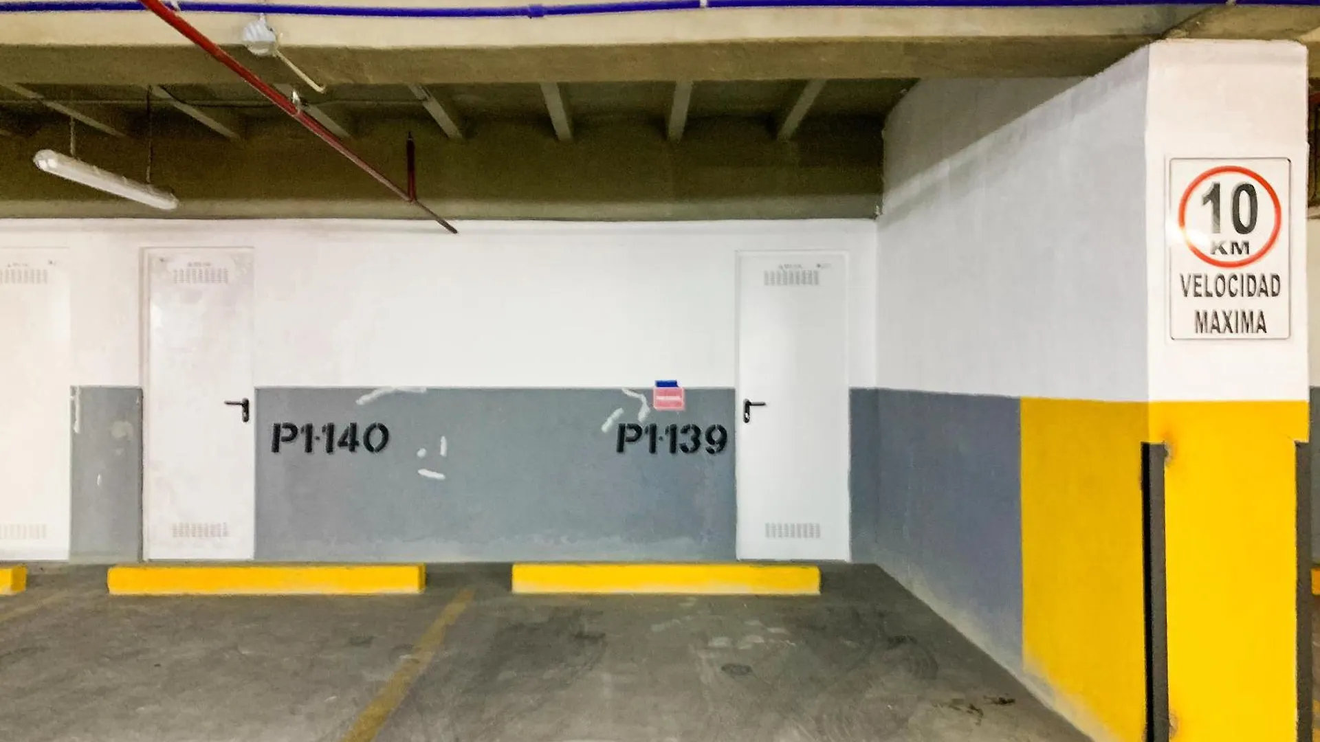 Suites De Lujo Cerca Del World Trade Center, Parking Gratis, Gym, Piscina Гуаякиль Апартаменты